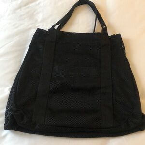 Black mesh tote
